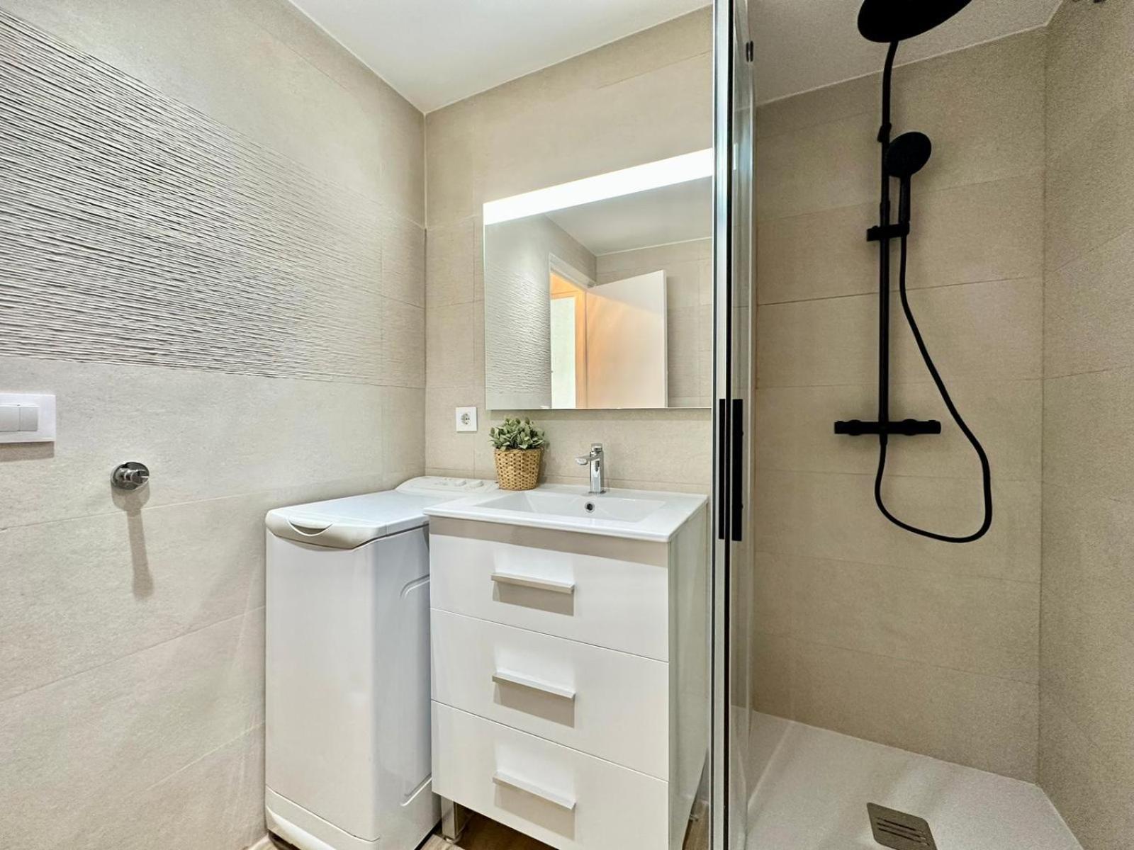Meda Chica Apartment Roses Ngoại thất bức ảnh